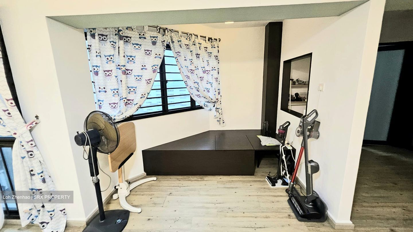 Blk 656A Jurong West Street 61 (Jurong West), HDB Executive #553552981